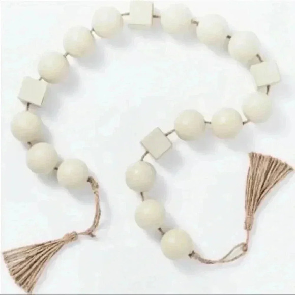 NWT STUDIO MCGEE CERAMIC GARLAND - Picture 4 of 6